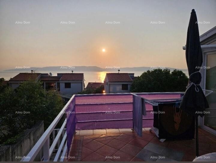 Casa con vista mare a Ravni 15