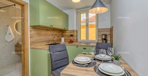 Vendesi una bella palazzina con tre appartamenti nel centro, Orsera! 14