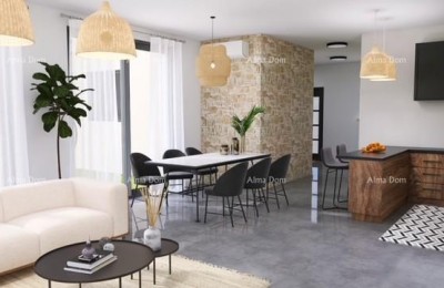 In vendita moderna villa con piscina, Marčana