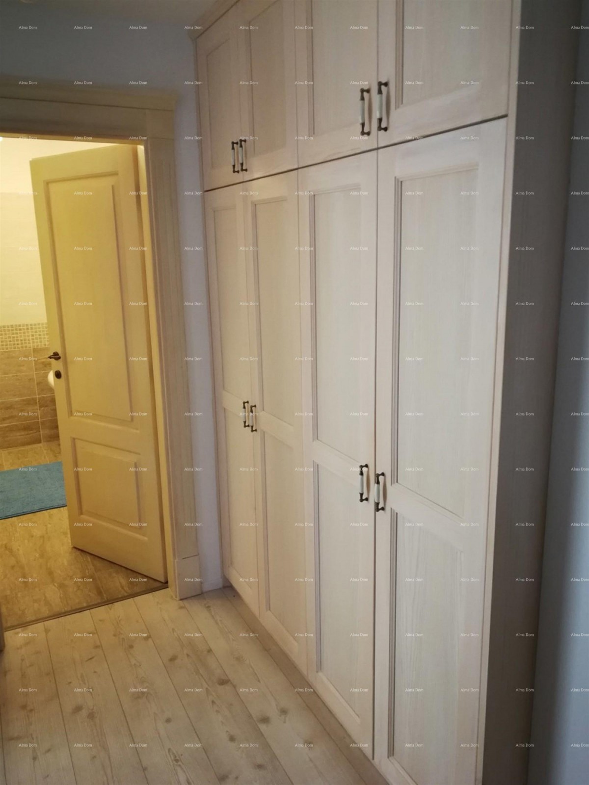 Labin area, Stone house with a pool and large yard 15