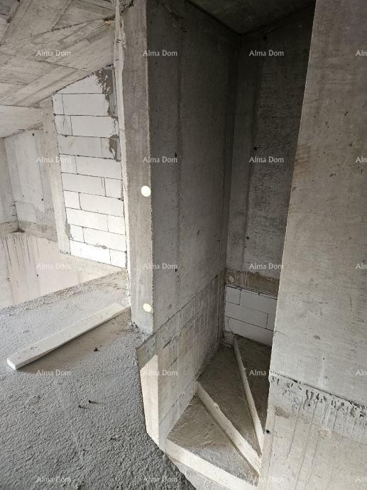Sale of a luxury two-story apartment with a parking space, Valbandon! 8