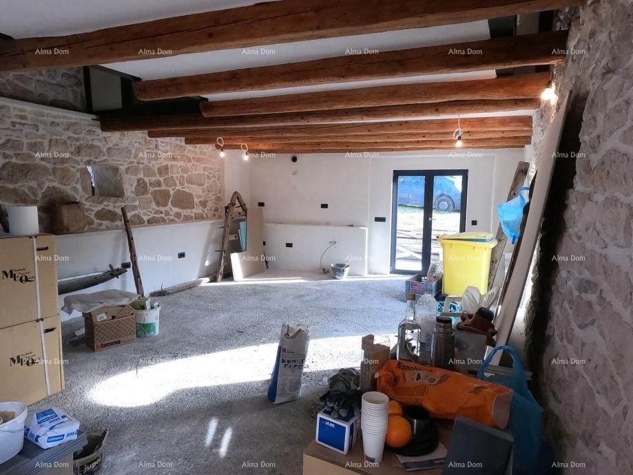 Samostojeca Kamena Kuća na Prodaju 9