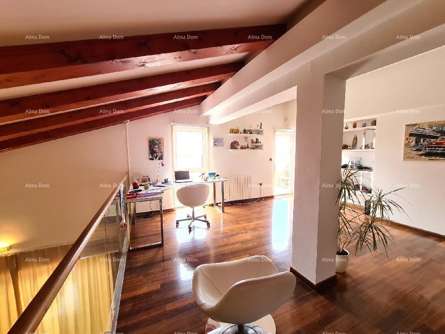 Баньоле, новая, современная отдельно стоящая вилла. 13