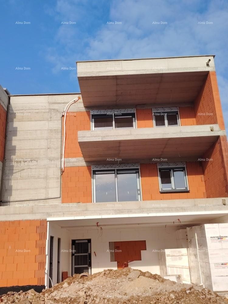 Двухкомнатная квартира на первом этаже с садом 1