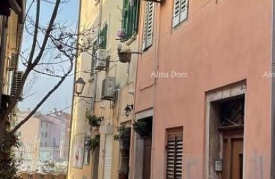 Kuća u Rovinju na odličnoj lokaciji