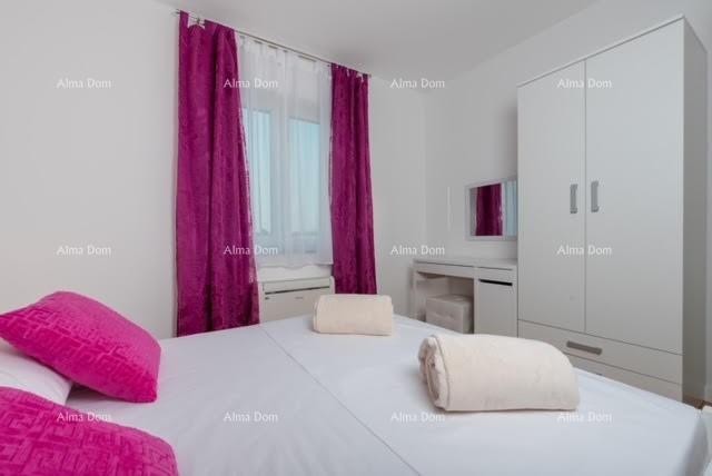 PEROJ – BEAUTIFULLY DECORATED APARTMENT WITH A SHARED POOL 14