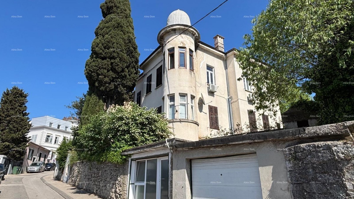 Vendita di un appartamento in centro con 4 unità abitative, Pola! 1