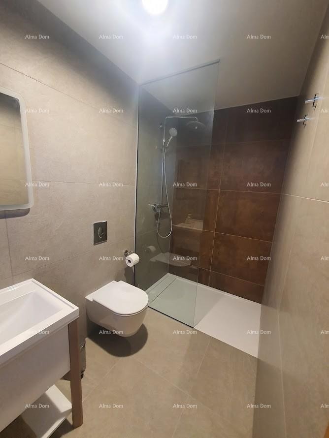 Лабин! Продается прекрасная двухкомнатная квартира с видом на море! 4