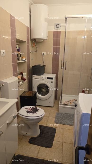 Istra, Buje, stan 56 m2 v centru, 2 spalnici, renoviran. 8