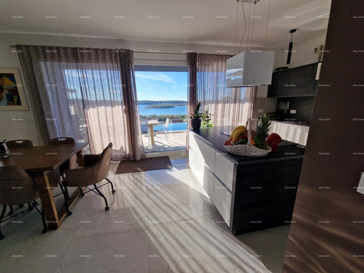 Prodaja luksuzne vile v Medulinu – 100 m od morja 33