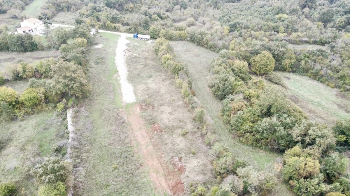 Эемля Svetvinčenat 4