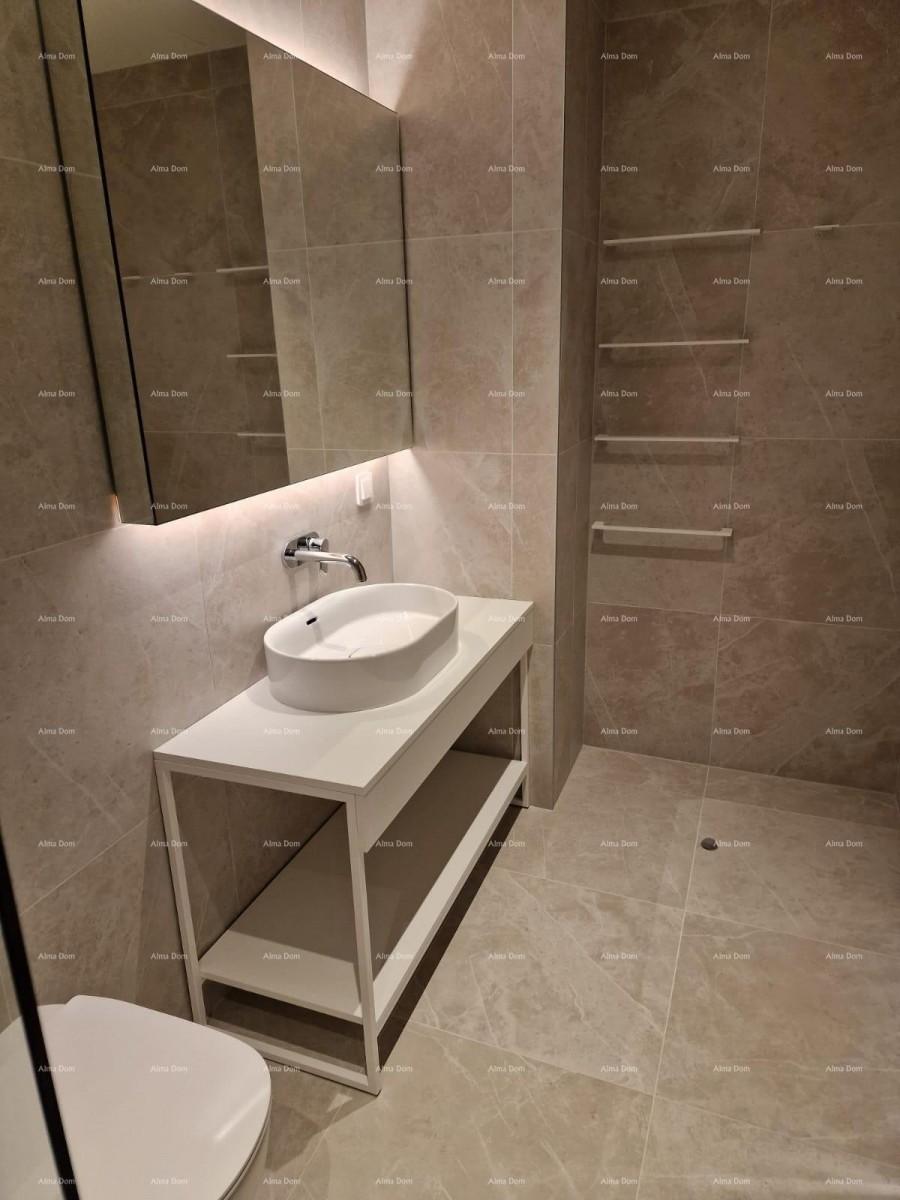 Umag. Prodajemo apartman u luksuznom Aparthotelu! Crveni Vrh 40
