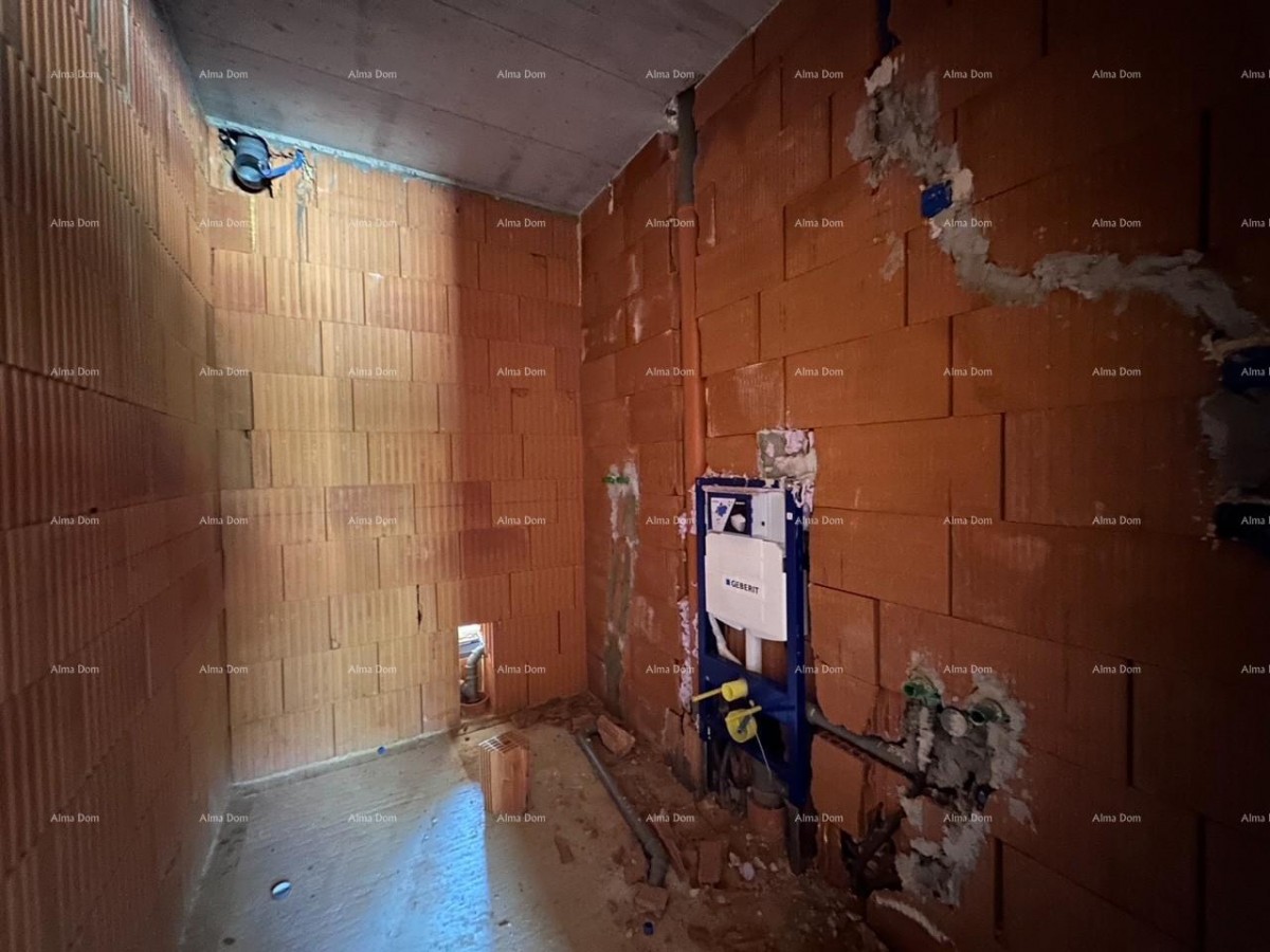 Umag- For sale: semi-detached house in rough construction phase. 9