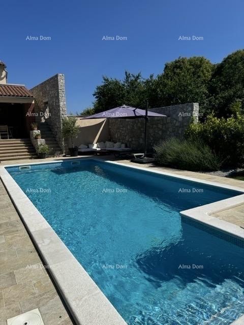 Casa Mediterranea con piscina e vista mare, Raša 1