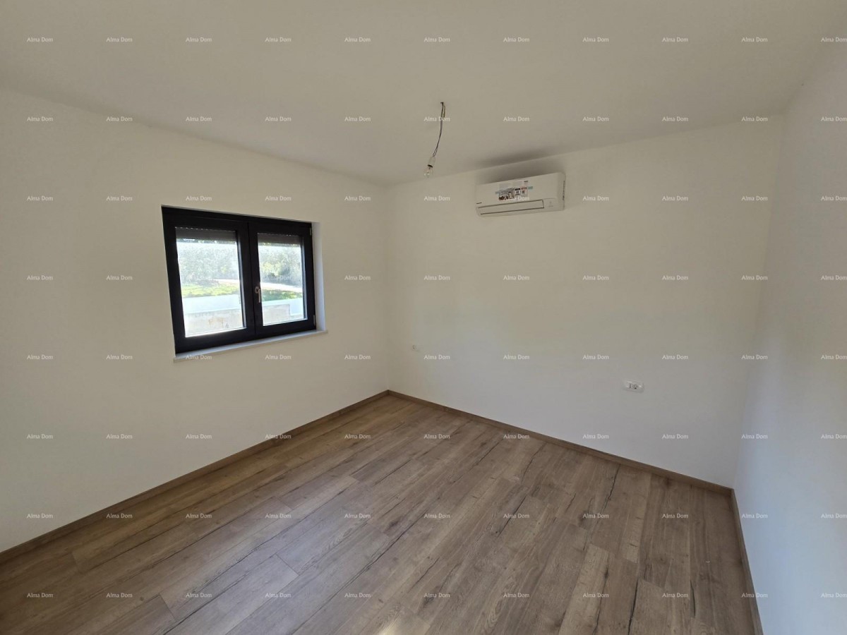 Двухкомнатная квартира с садом недалеко от моря. МЕДУЛИН. 6