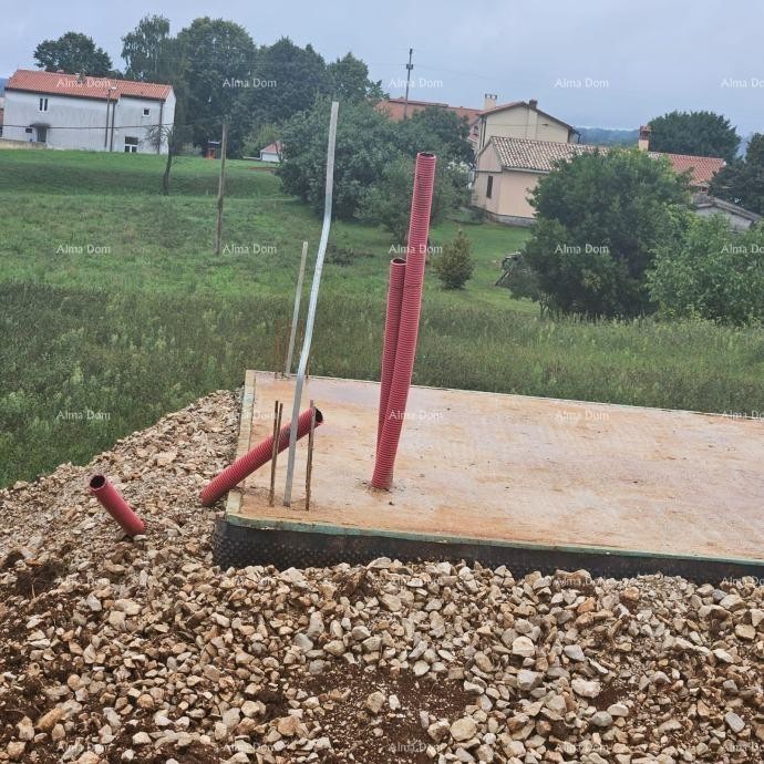 Sale - construction land with permit and started construction, near Barban! 4