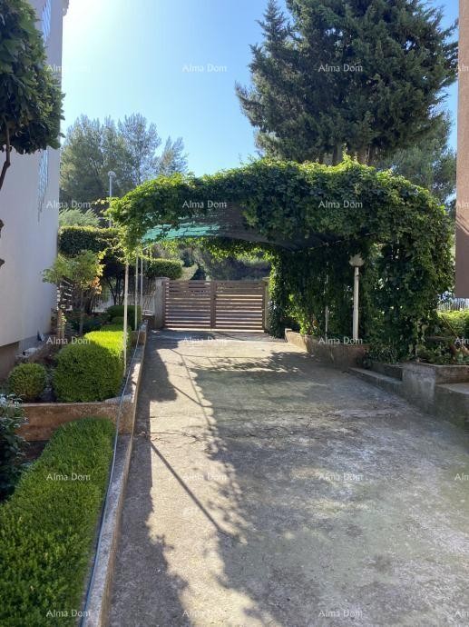 Pula – Casa con due unità abitative, a 50 m dal mare 5