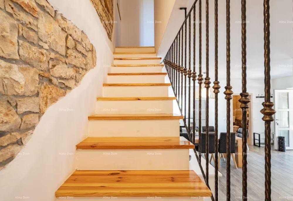 Отреставрированный истрийский каменный дом с бассейном 20