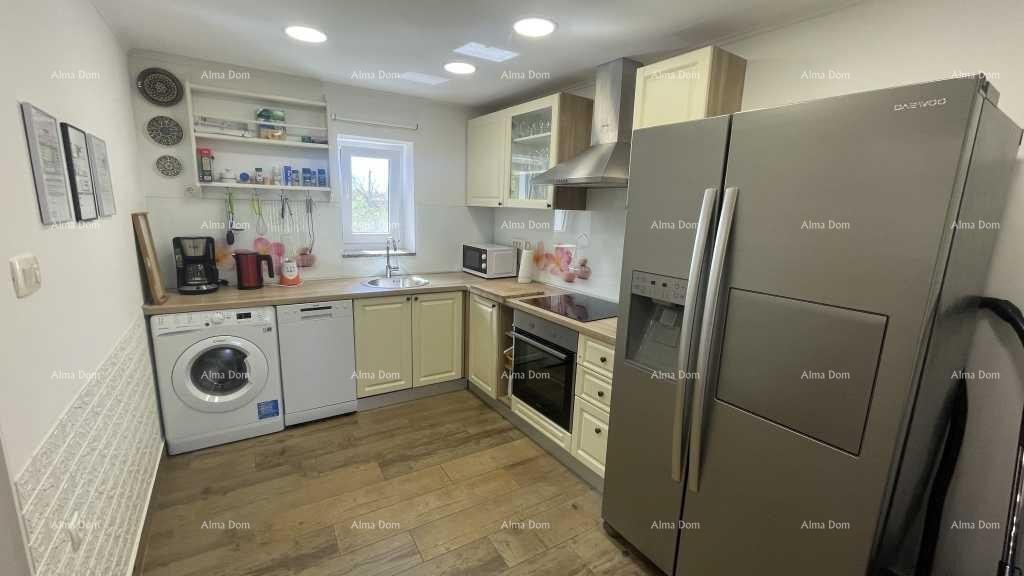 Продается: Полностью и современно отремонтированная вилла 2018 года 9