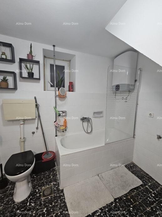 Barban – House with Enclosed Yard 14