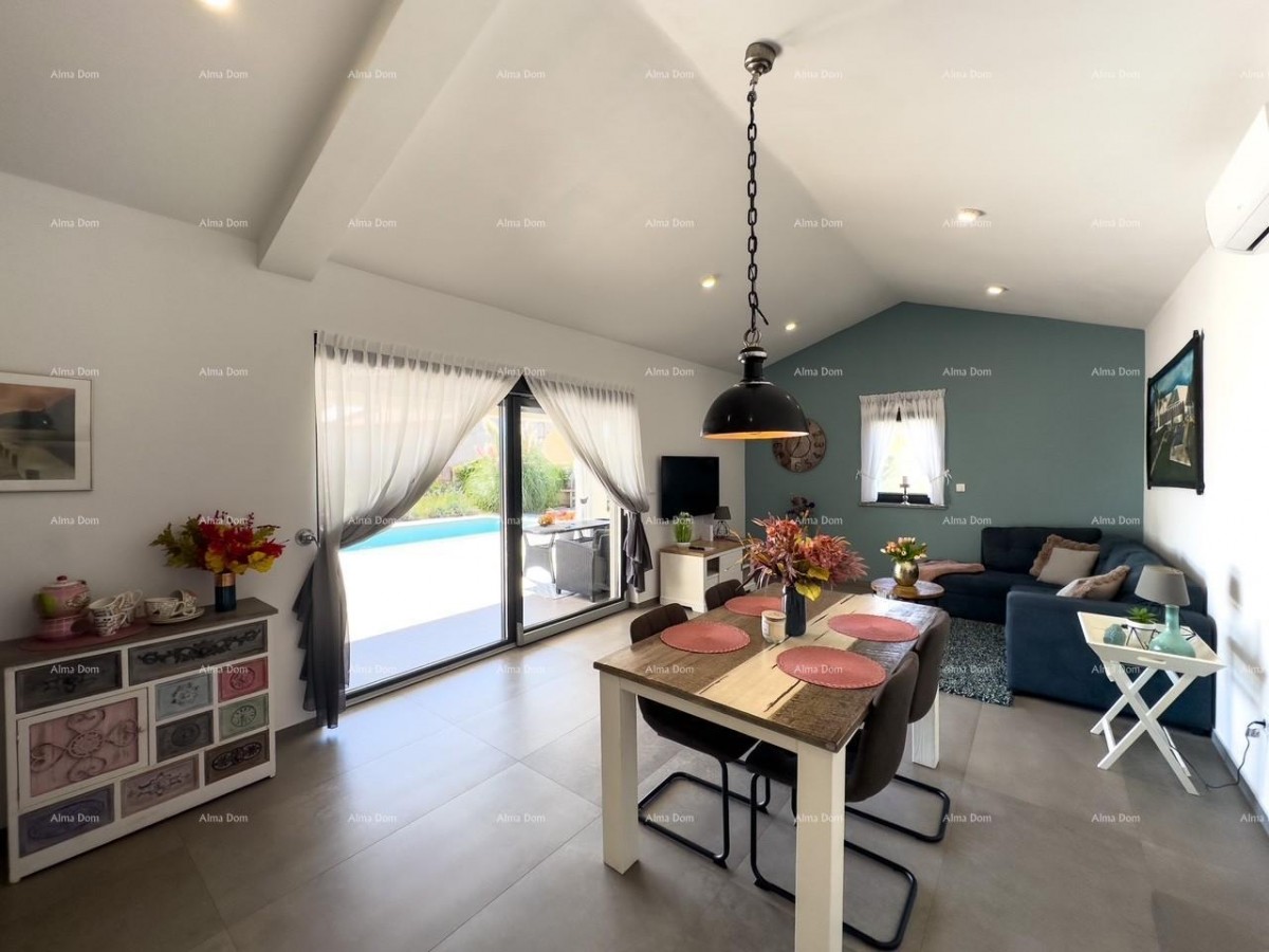 TWO HOUSES FOR SALE! Exclusive sale! 50