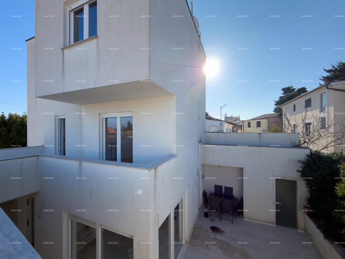 In vendita una casa attraente a Premantura con vista mare. 26