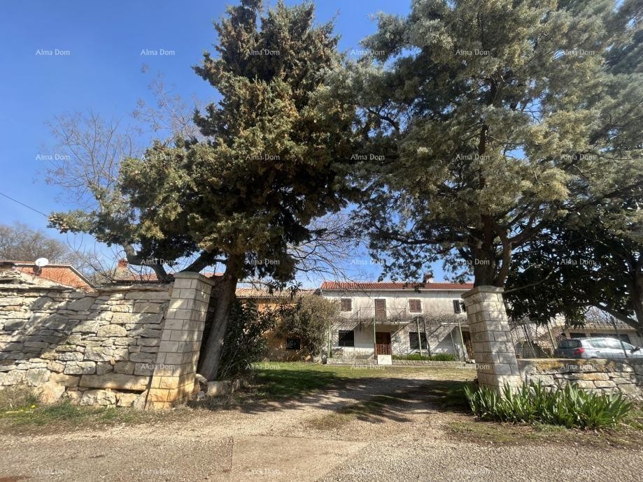 Vecchia casa di pietra in Istria, Buie 1