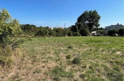 Građevinsko zemljišče 909 m² – Loborika