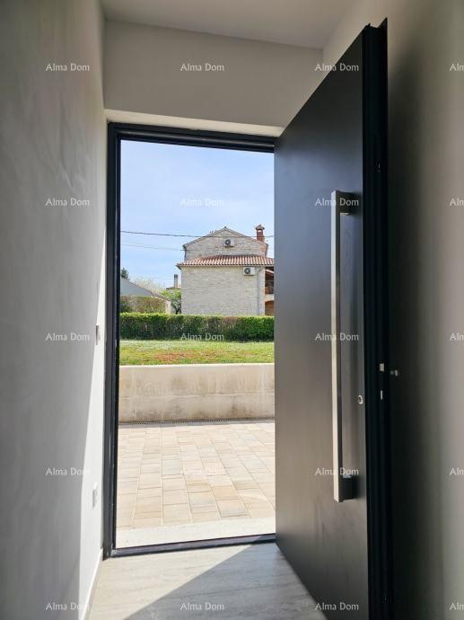 Prizemna kuća s bazenom – okolica Poreč 8