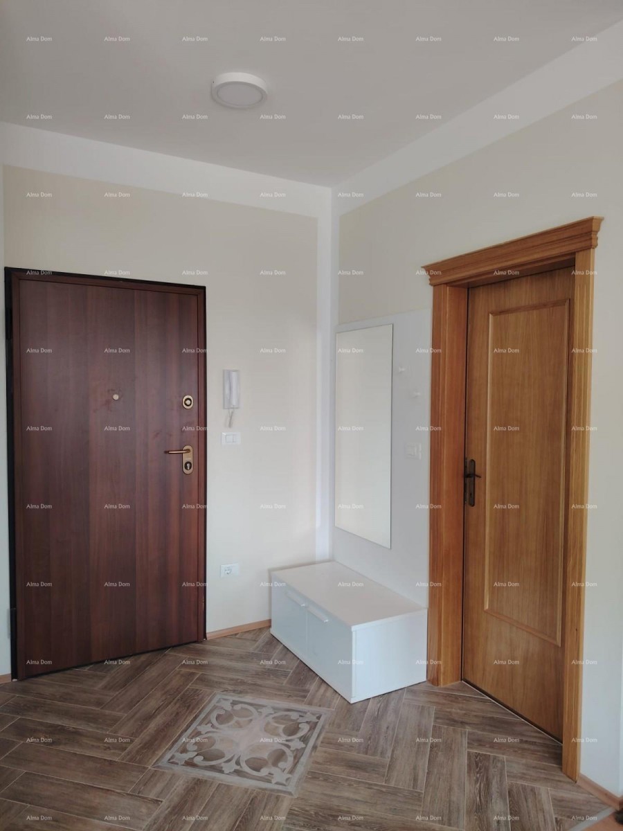 Three-bedroom apartment right by the sea, Premantura 11