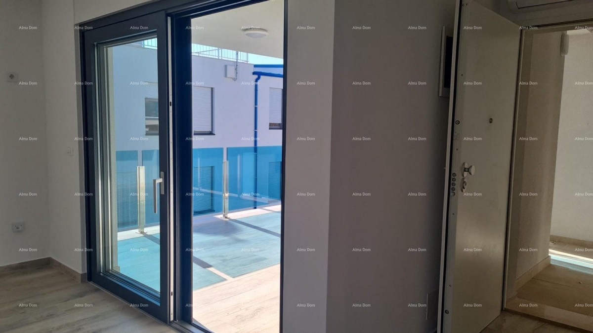 Moderan apartman  s dva parkirna mjesta, u bloku B, blizina Umaga! s2 16