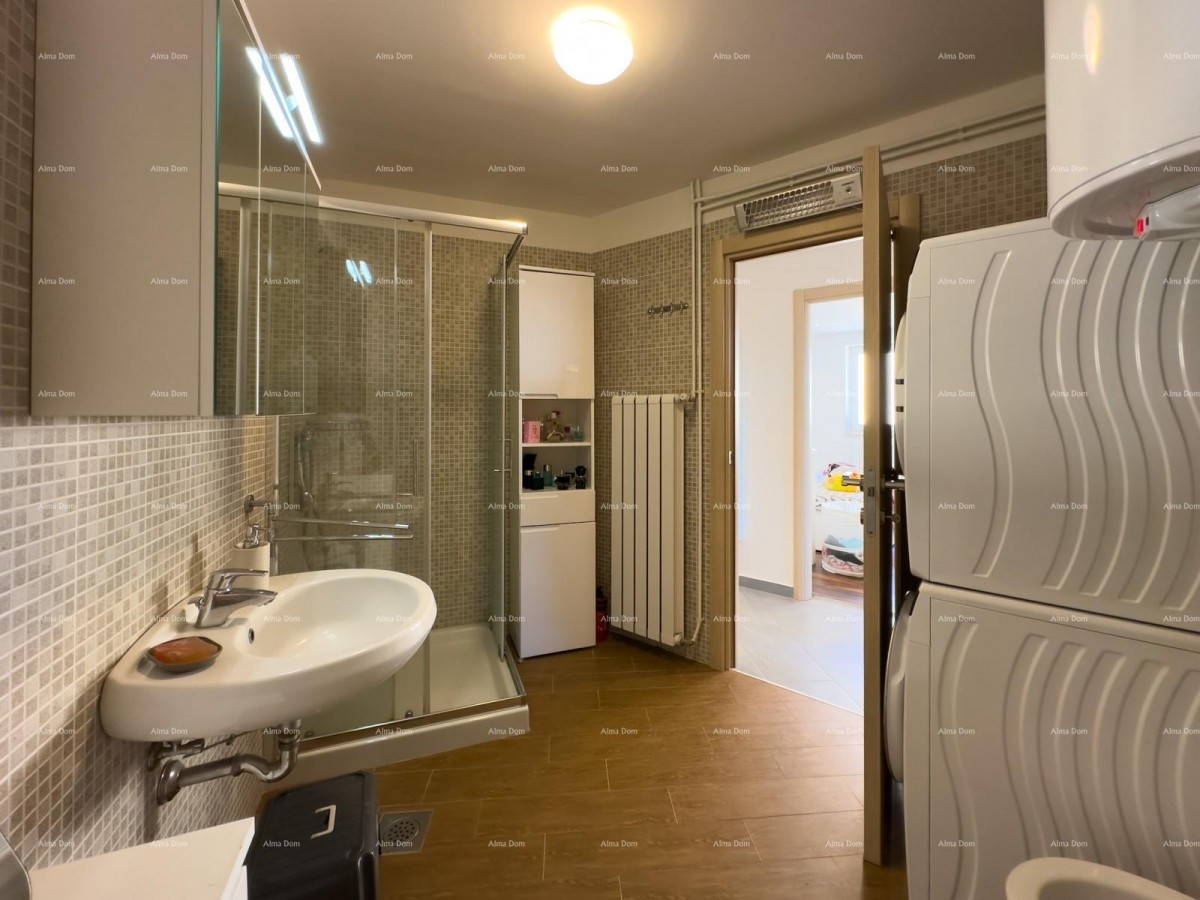 We are selling an apartment with a sea view! 14