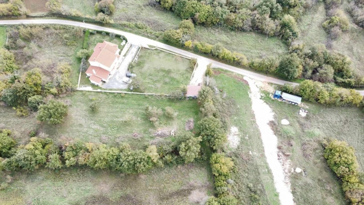 Zemljišče Svetvinčenat 2