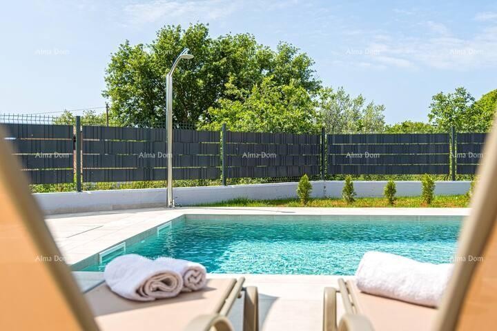 Pomer. New Detached Single-Story House with Pool. 7