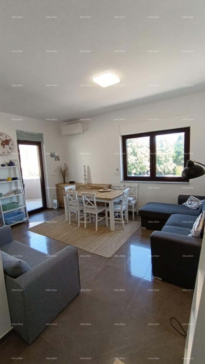 Appartamento con terrazza, posto auto e piscina comune – Premantura 7