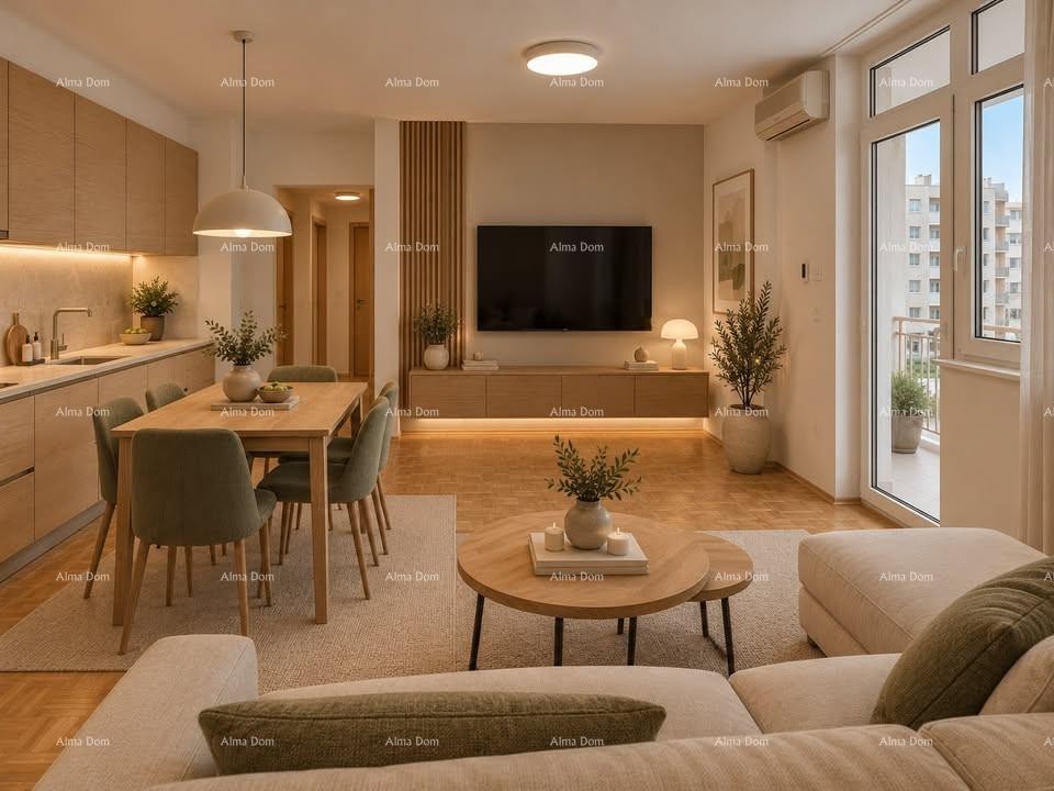 PULA, ŠIJANA – APARTMENT IN A GREAT LOCATION | POSSIBILITY OF PURCHASE IN EXISTING OR RENOVATED CONDITION 1