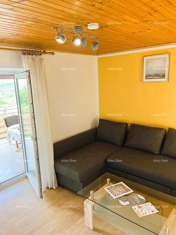 Prodaje se kuća, 170 m2, Karojba 20