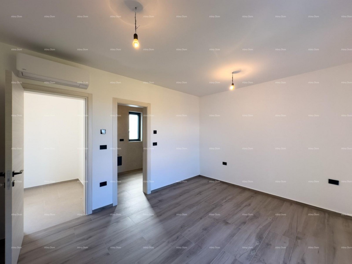 Vendiamo villa bifamiliare con piscina e garage 39