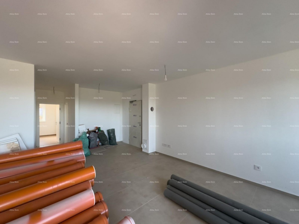 Prodajemo stan sa  vrtom u Barbanu. 15