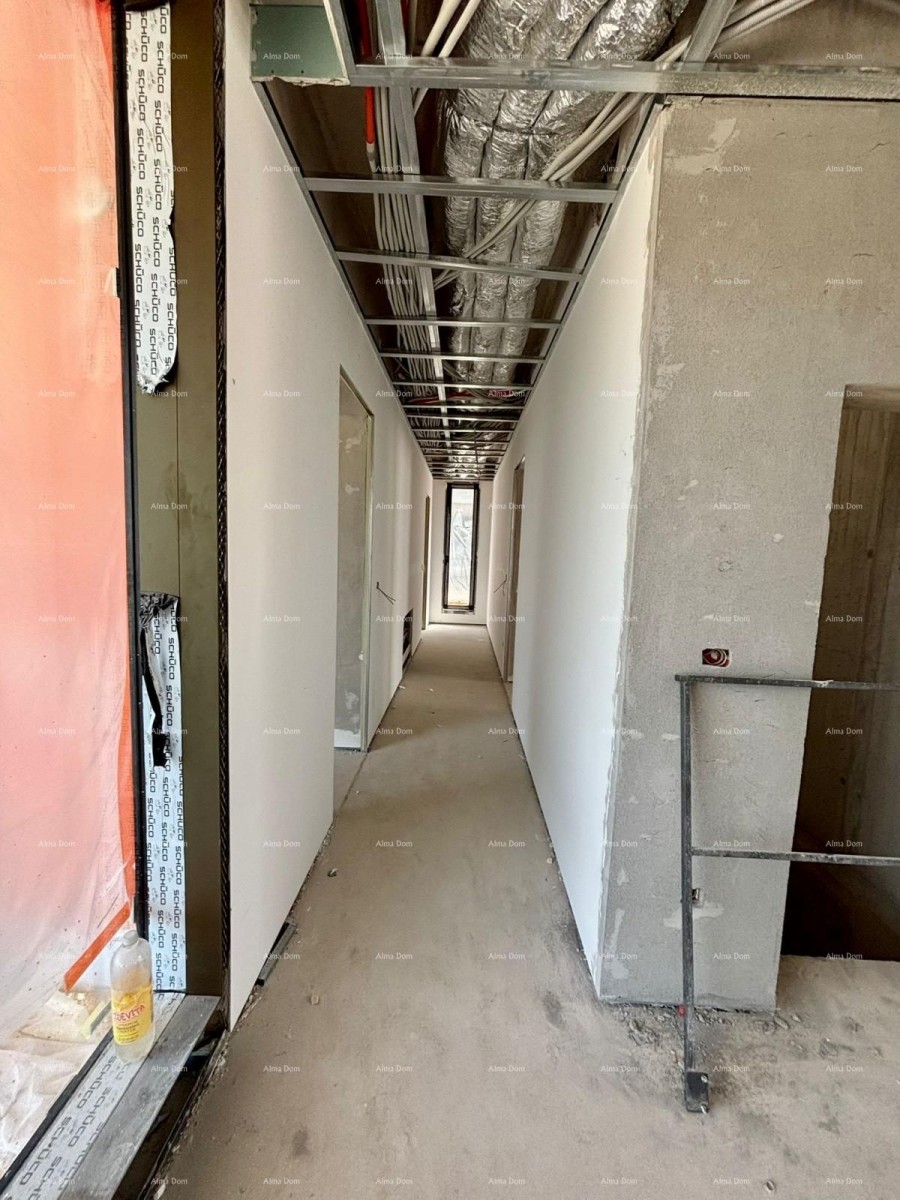 Prodaje se moderna vila u Rovinju 39