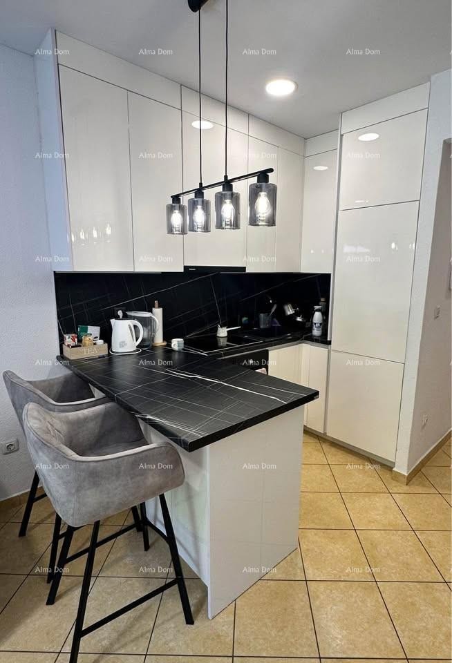 квартира с садом и терасом – Раша, приземље, 48 м² 3