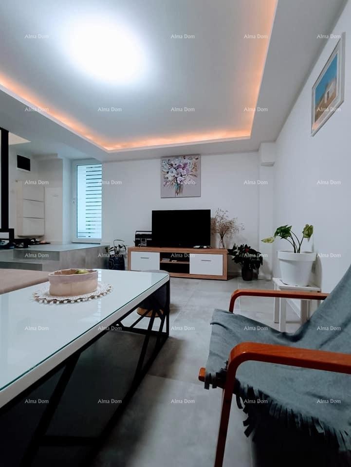 Prodamo družinsko hišo, Valtura 2