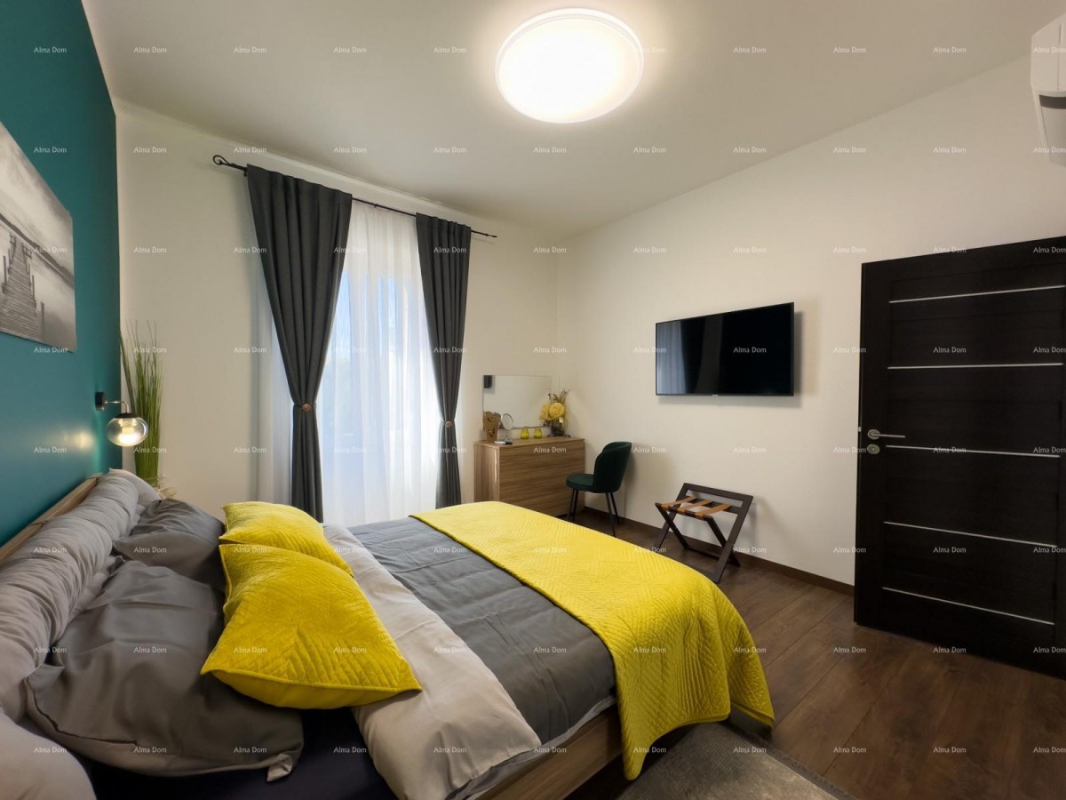 Pulj strogo središče Istarska ulica 500 metrov od Arene Sodobno popolnoma prenovljeno in opremljeno mestno stanovanje 17