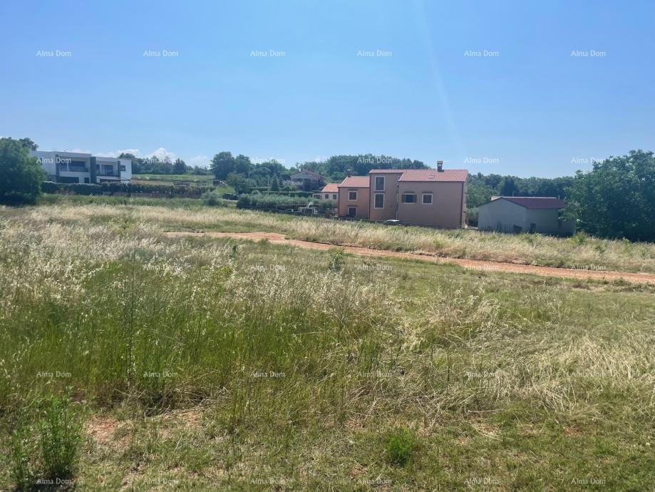 Prodajemo građevinsko zemljište. 3