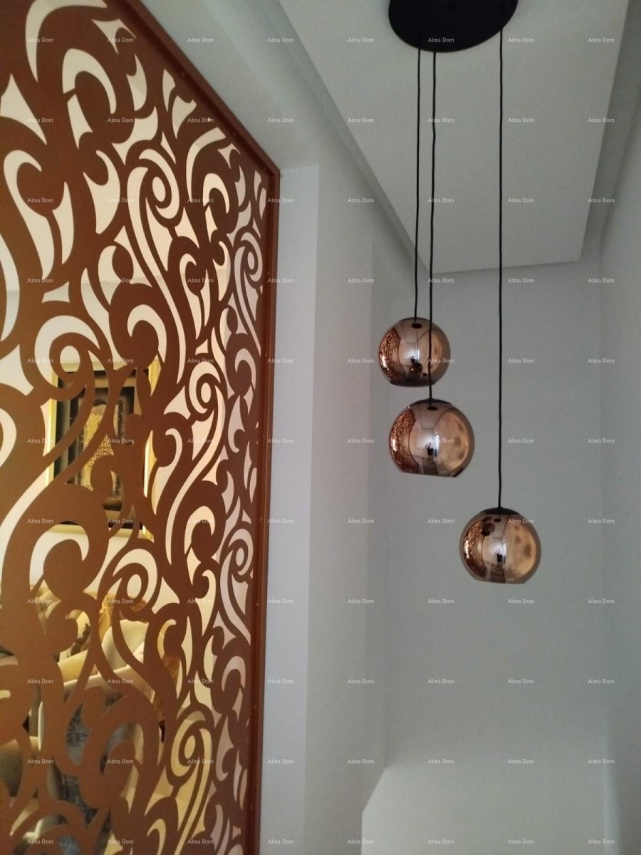 Пула - Лоборика. Новый отдельно стоящий дом с бассейном. 21