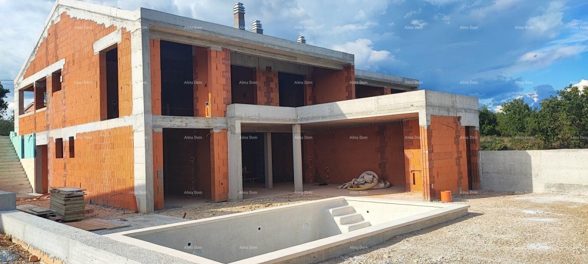 Prodaja duplex hiše v mirnem naselju blizu Vodnjana 11