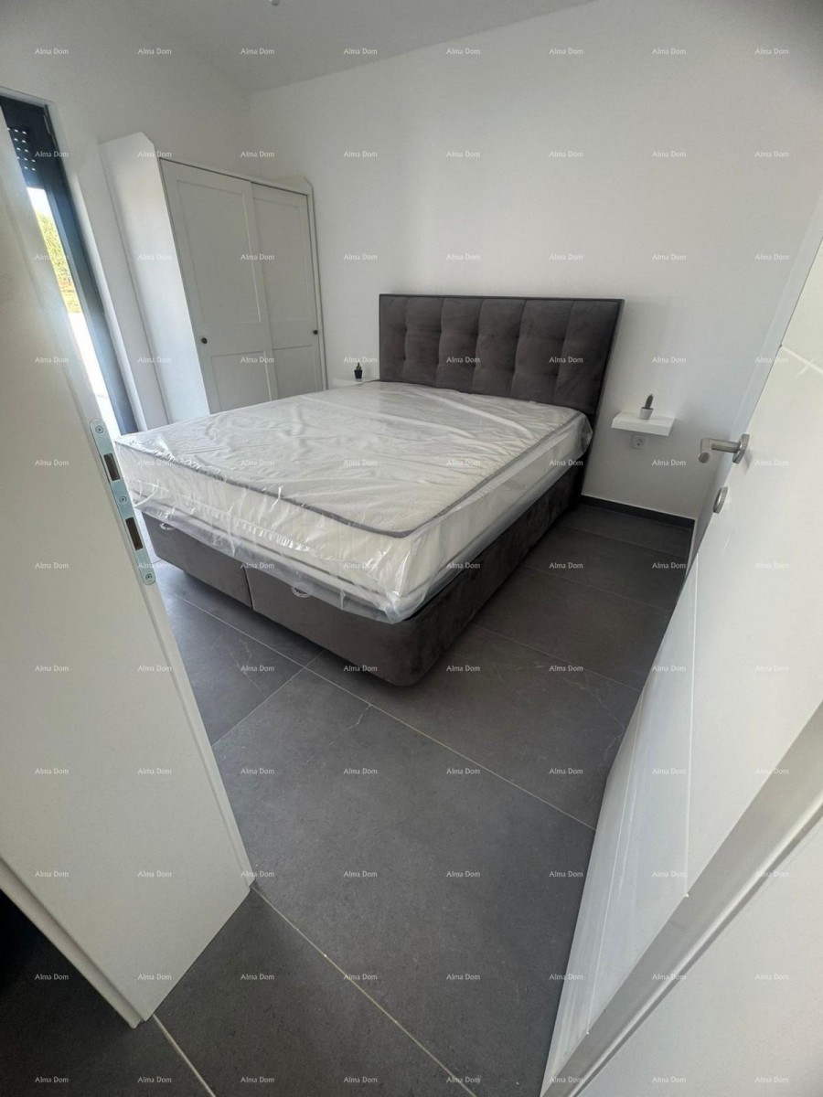 Vendita - casa bifamiliare con piscina riscaldata, nei dintorni di Poreč! 9