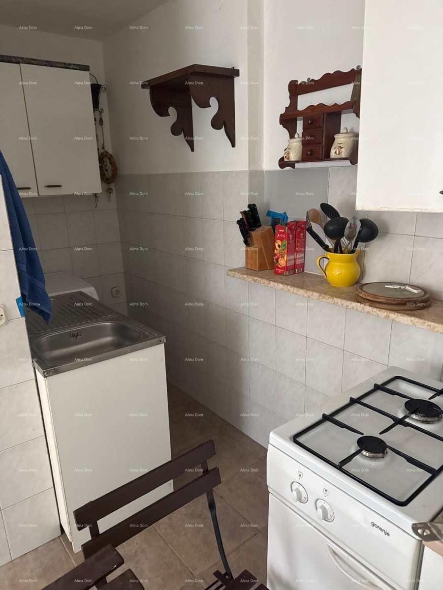 un'affascinante piccola casa 2