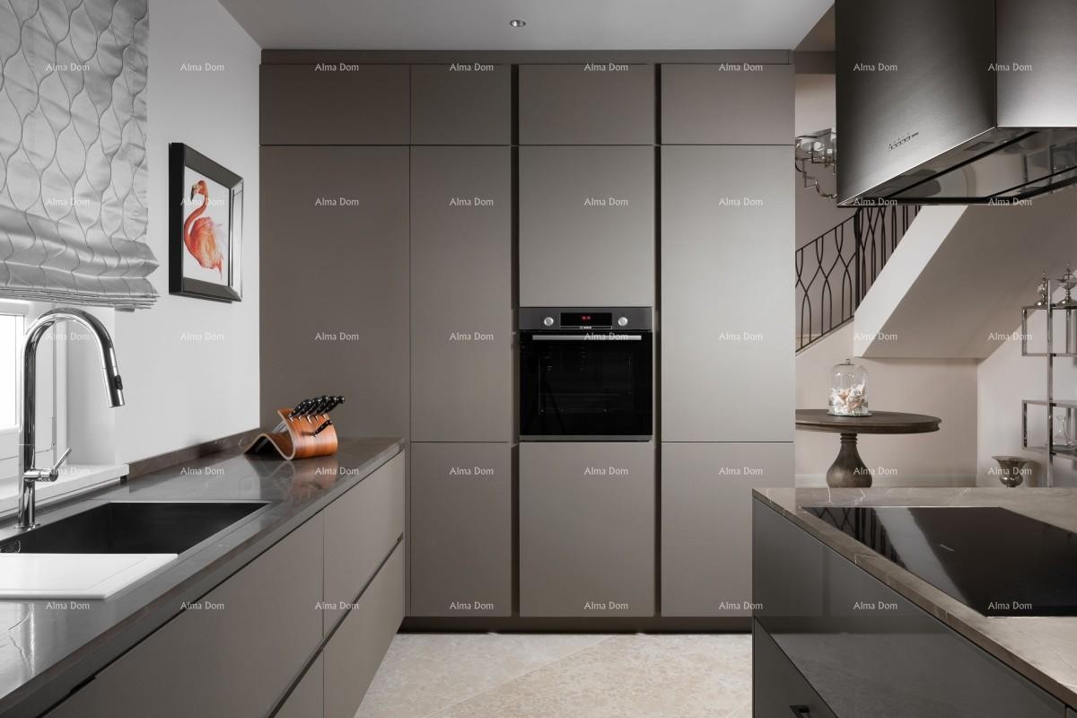 Čudovita vila z bazenom! 7