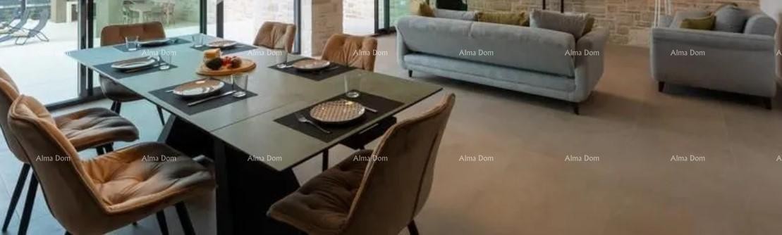 Prodaje se moderna kuća s bazenom, Rovinjsko selo 3